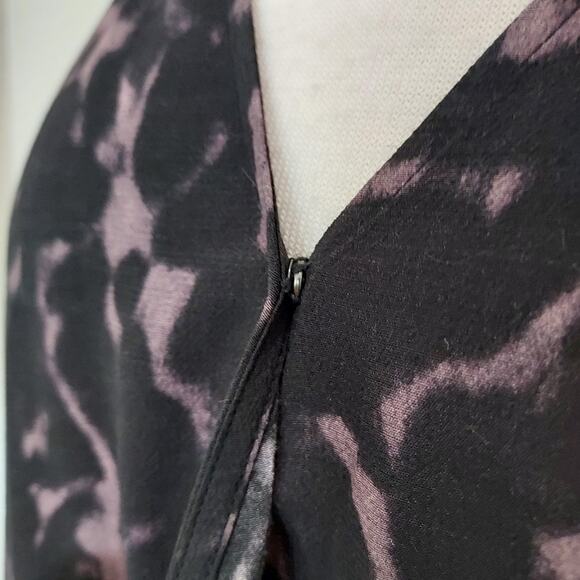 Rails Black & Lavender Animal Print Blouse Size L - Picture 6 of 13